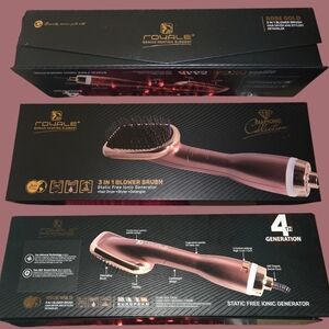 Royale Diamond Collection 3-in-1 Blower Brush in rose gold.